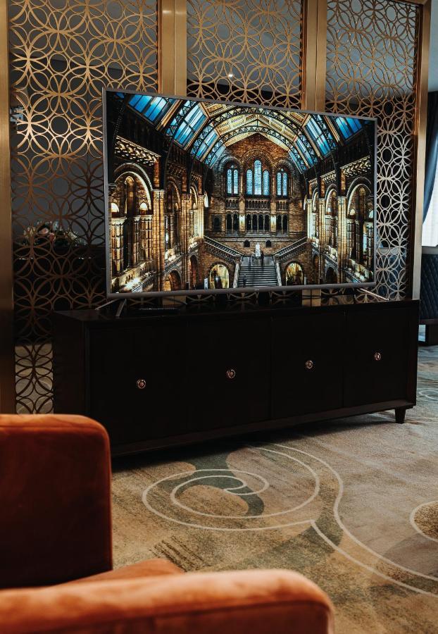 Waves Aqua Resort Kenitra Exterior photo The bar at the Natural History Museum, London